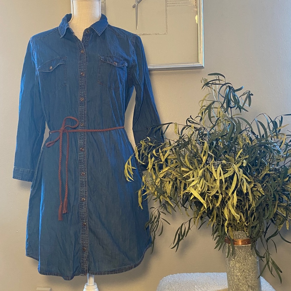NWOT Ci Sono Denim Dress 3/4 Sleeves & Brown Belt